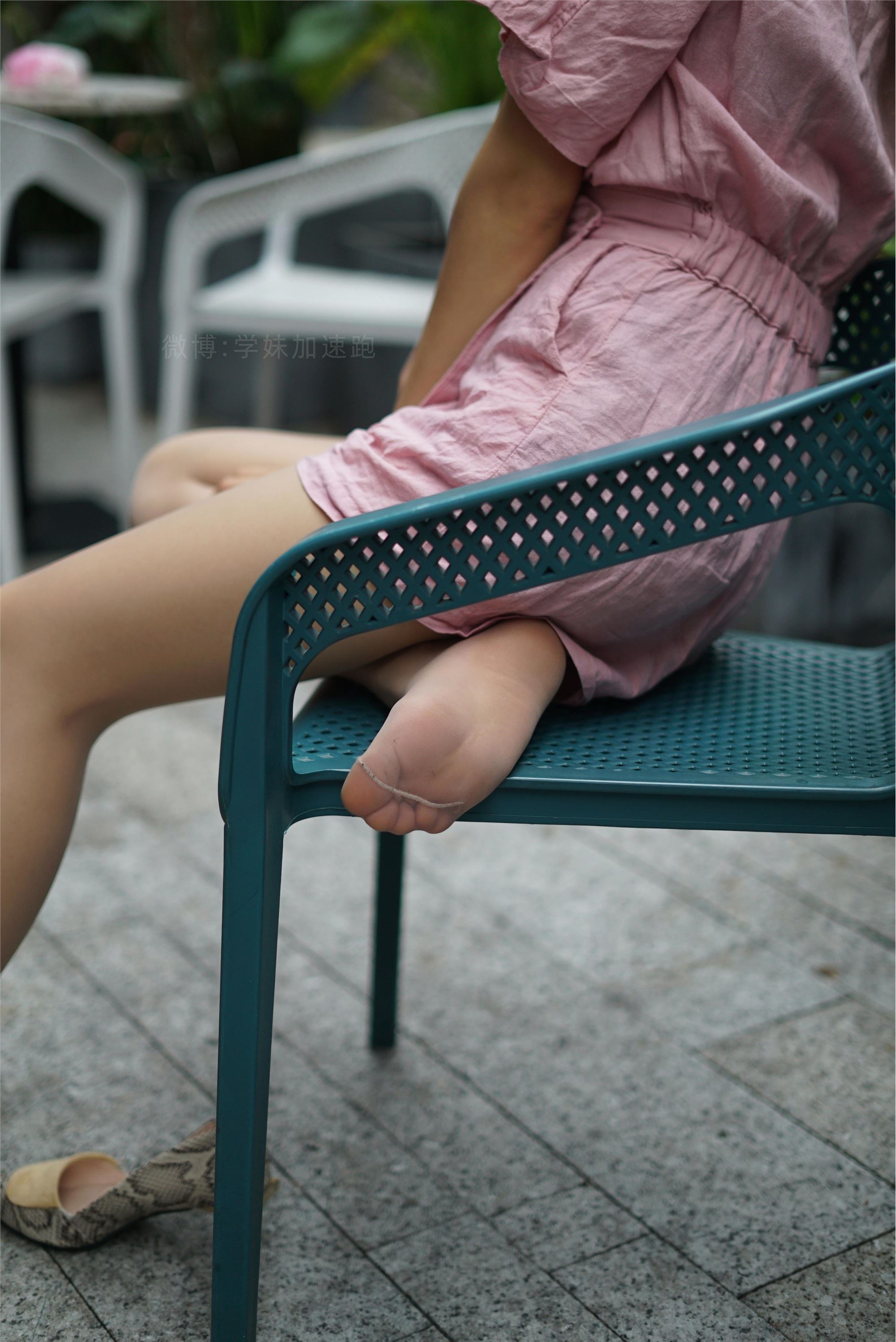 学妹加速跑 XM046《敏儿粉粉嫩嫩》